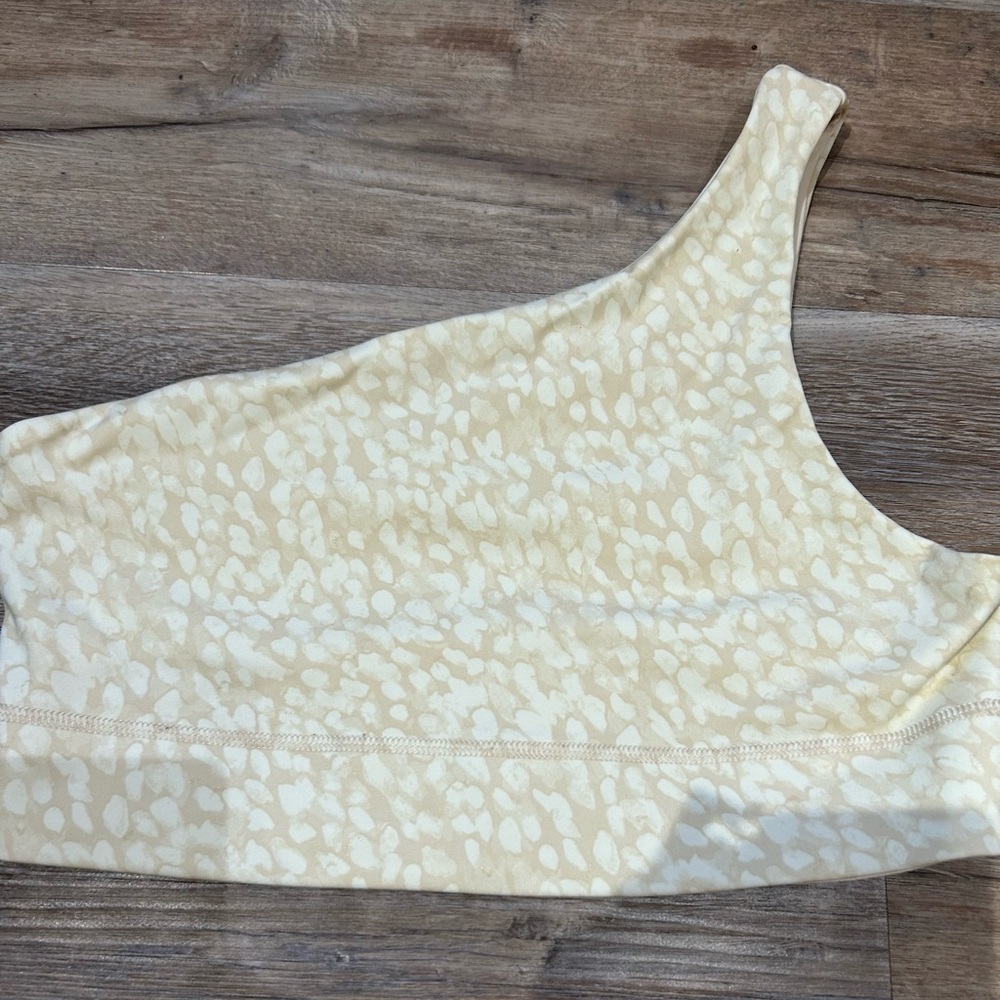 Fabletics Cream Asymmetrical Tank Top L